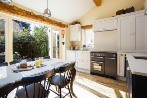 Grooms Lodge, Chipping Campden - Taswell Retreats